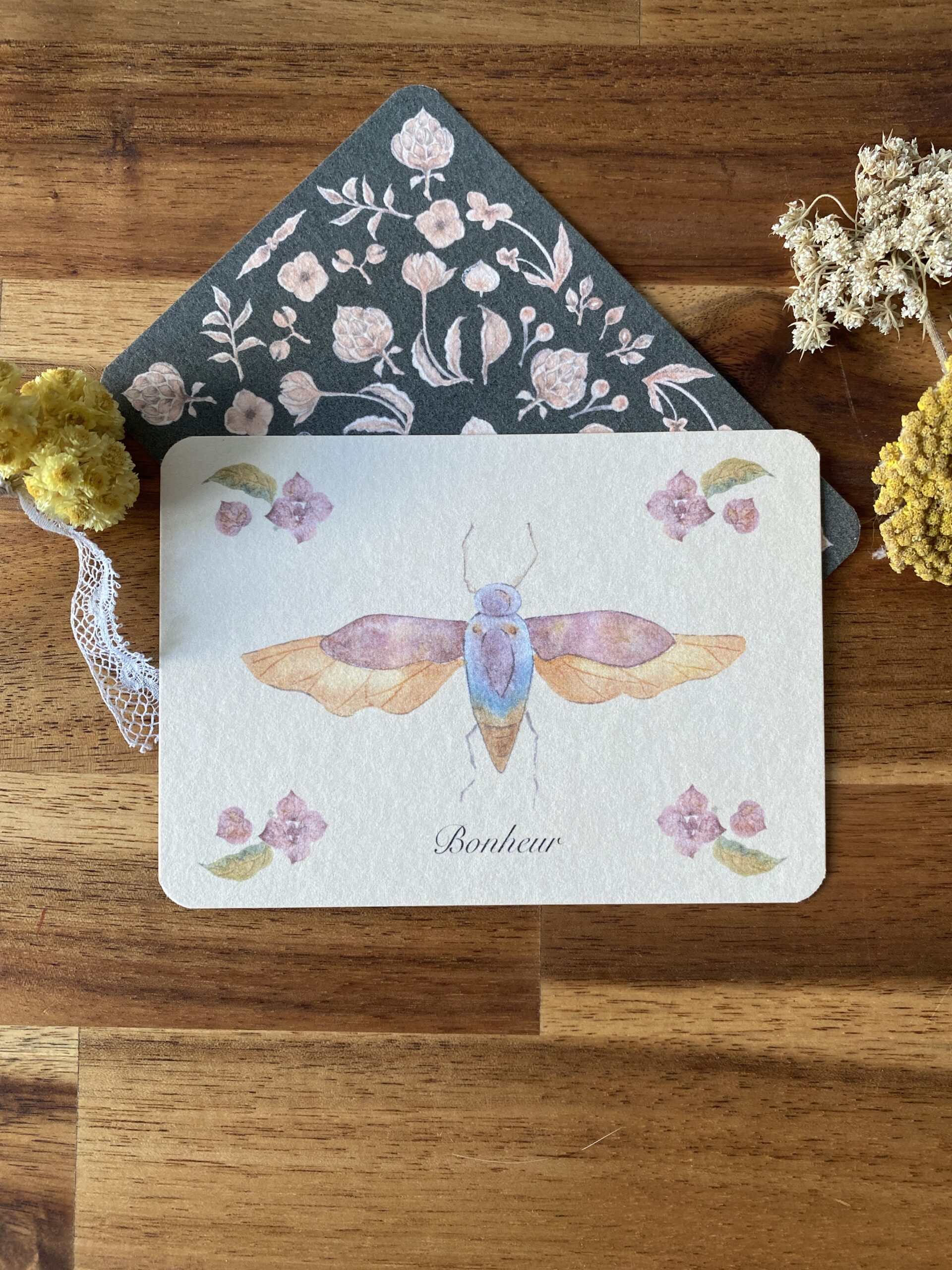 Cigale et fleurs d'hortensia - Papier Mat - "Porte bonheur"